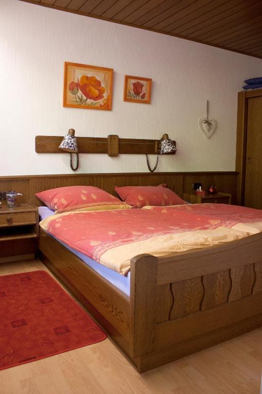 Ferienwohnung Hubertusblick Gerolstein Zimmer foto
